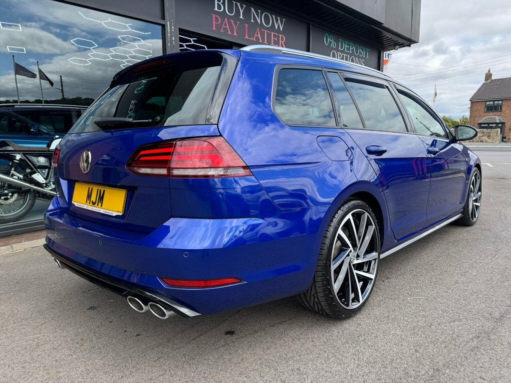 Volkswagen Golf Estate Red #22