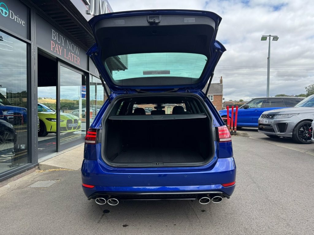 Volkswagen Golf Estate Red #29