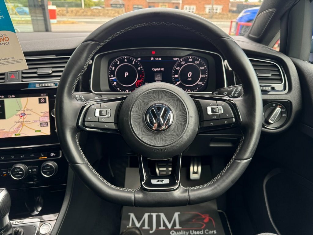 Volkswagen Golf Estate Red #42