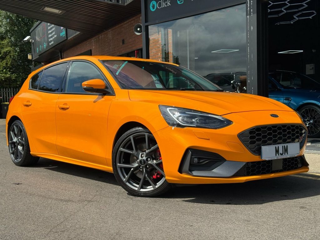 Ford Focus Focus St Orange