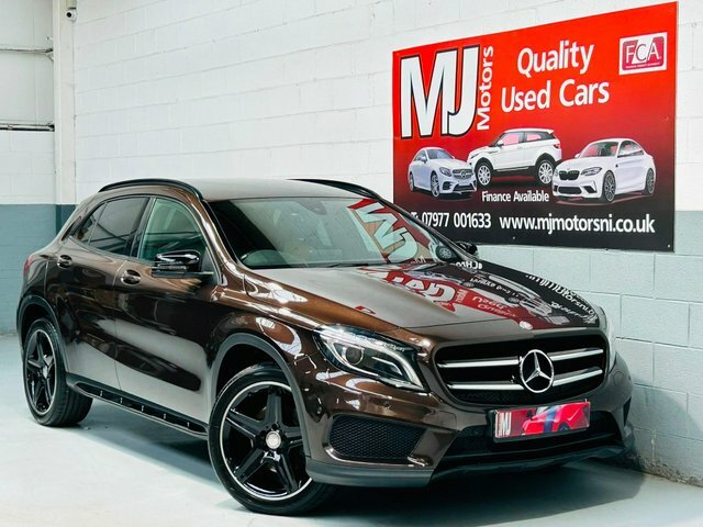 Mercedes-Benz GLA Class Gla220d Amg Line Premium Brown
