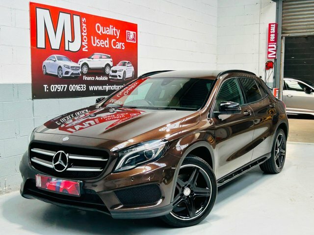 Mercedes-Benz GLA Class Gla220d Amg Line Premium Brown #6