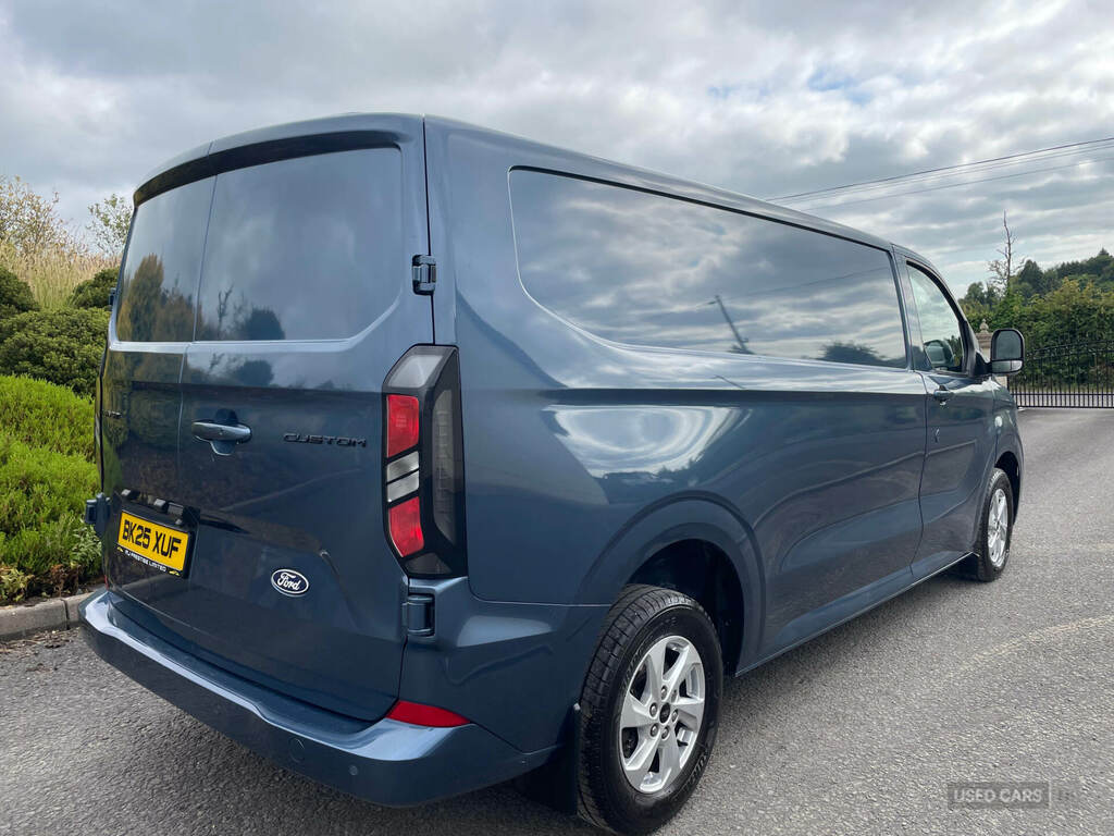 Ford Transit Custom 2.0 Ecoblue 136Ps H1 Van Limited BK25XUF Blue #2