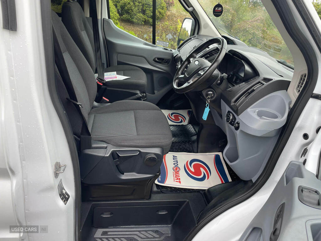 Ford Transit Custom Custom 270 Tdci 130 L1h1 Trend Swb Low Roof Fwd 1 Blue #10