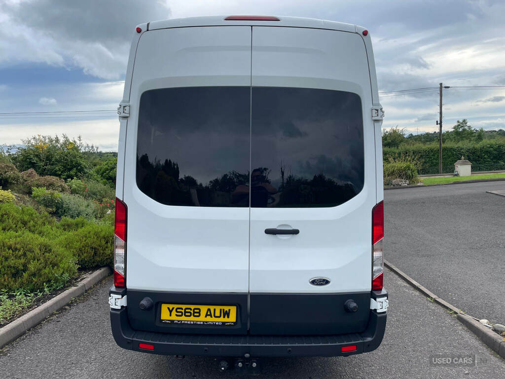 Ford Transit Custom 2.2 Tdci 125Ps H3 18 Seater Trend White #4