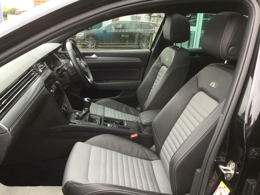 Volkswagen Passat 1.4 Tsi R-line Estate Euro 6 S VA18LMK Black #6