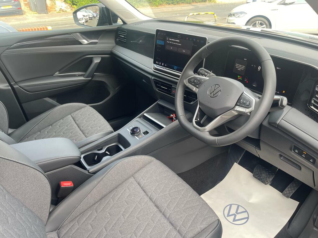 Volkswagen Tiguan 1.5 Etsi Mhev Match Suv Hybrid Dsg Euro Black #5