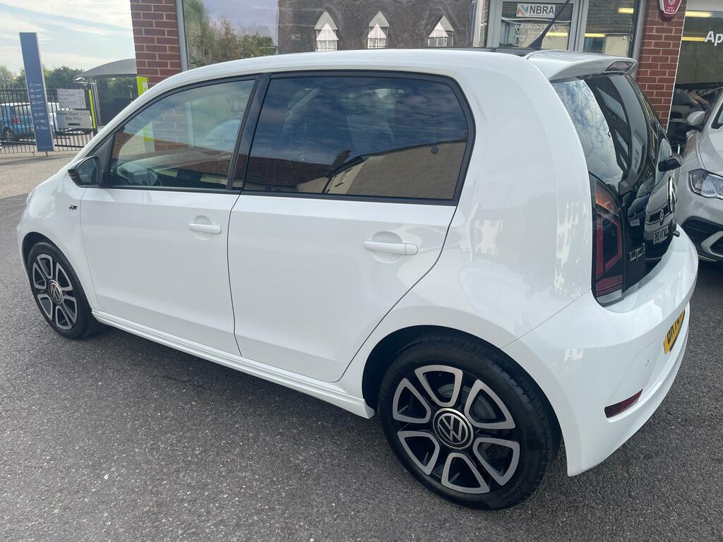 Volkswagen Up 1.0 R-line Hatchback Euro 6 Ss White #4