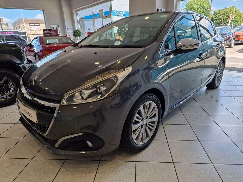 Peugeot 208 Hatchback 1.2 Puretech Allure Euro 6 201565 KY65ATK Grey #3