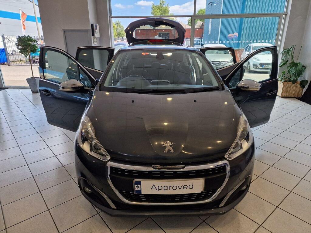 Peugeot 208 Hatchback 1.2 Puretech Allure Euro 6 201565 KY65ATK Grey #5