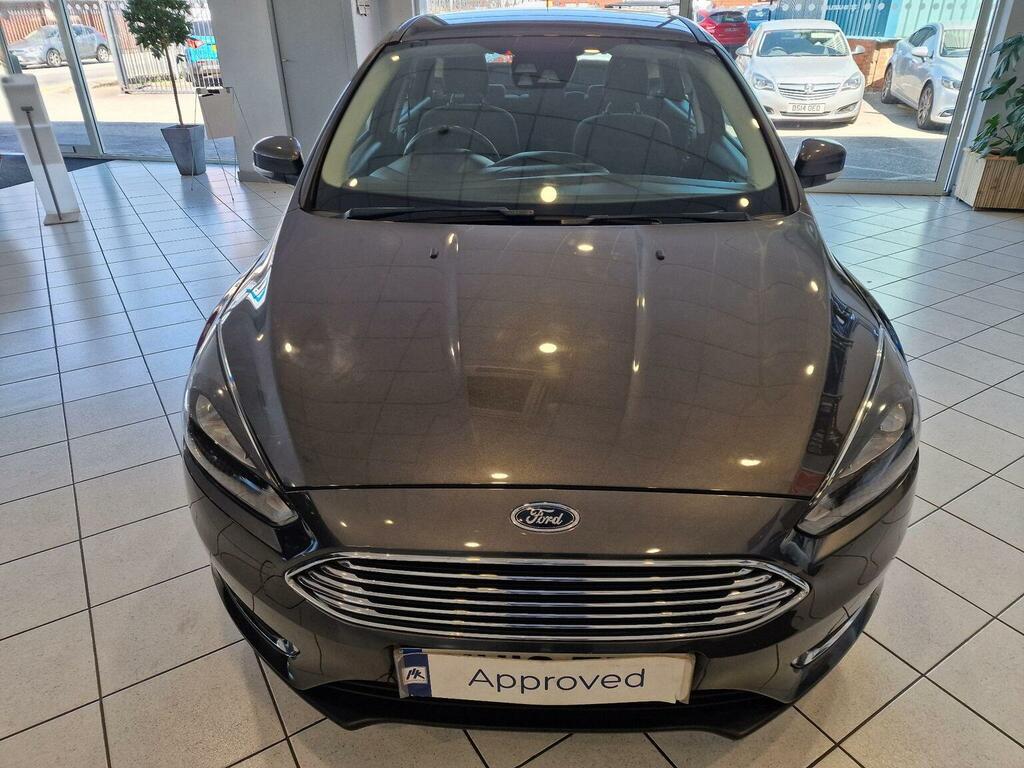 Ford Focus Hatchback 1.5 Tdci Titanium Euro 6 Ss 2016 MK16ZHA Grey #5