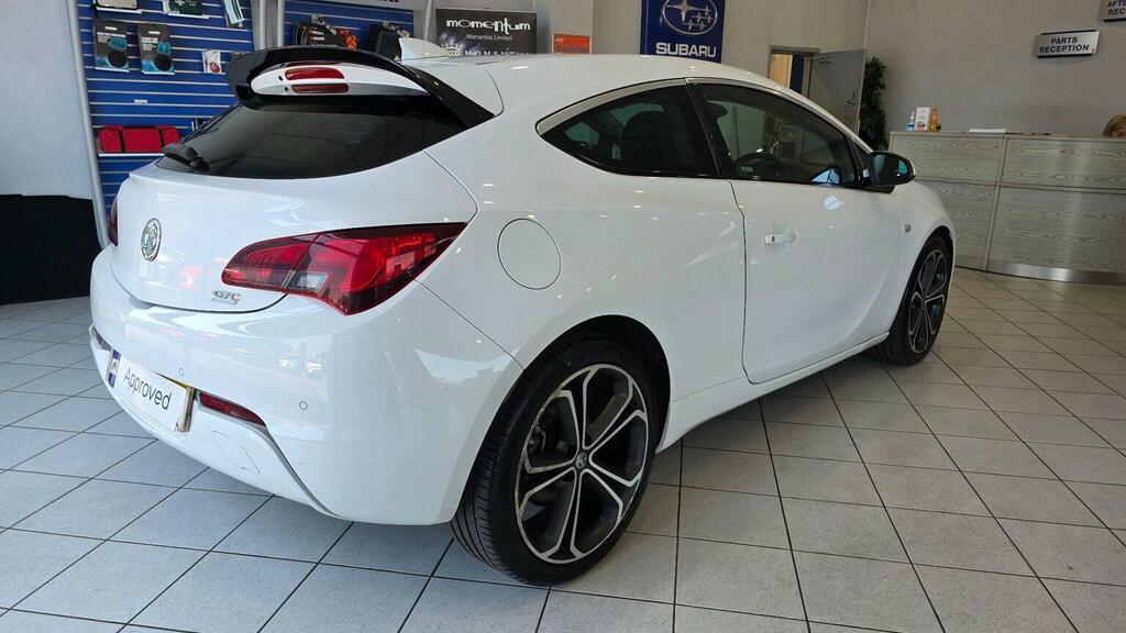 Vauxhall Astra GTC 1.4I Turbo Limited Edition Euro 6 Ss White #4