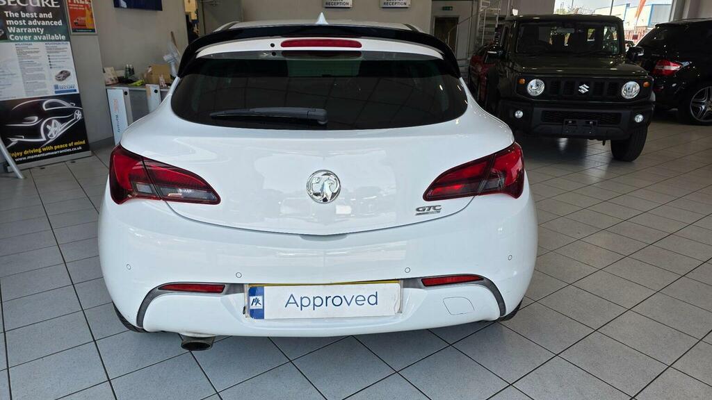 Vauxhall Astra GTC 1.4I Turbo Limited Edition Euro 6 Ss White #3