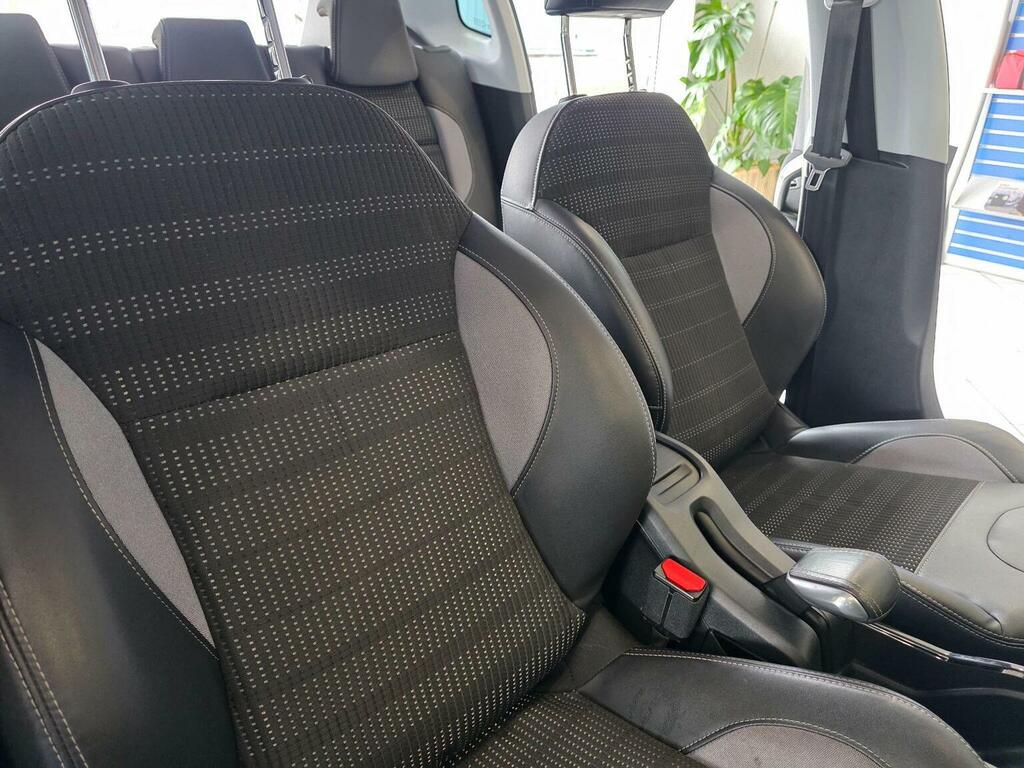 Peugeot 2008 2016 1.2 Pure Tech Grey #15
