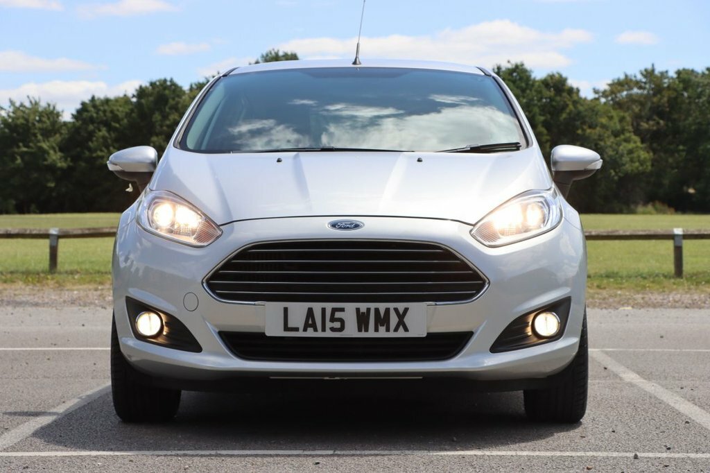 Ford Fiesta 1L Zetec Silver #5
