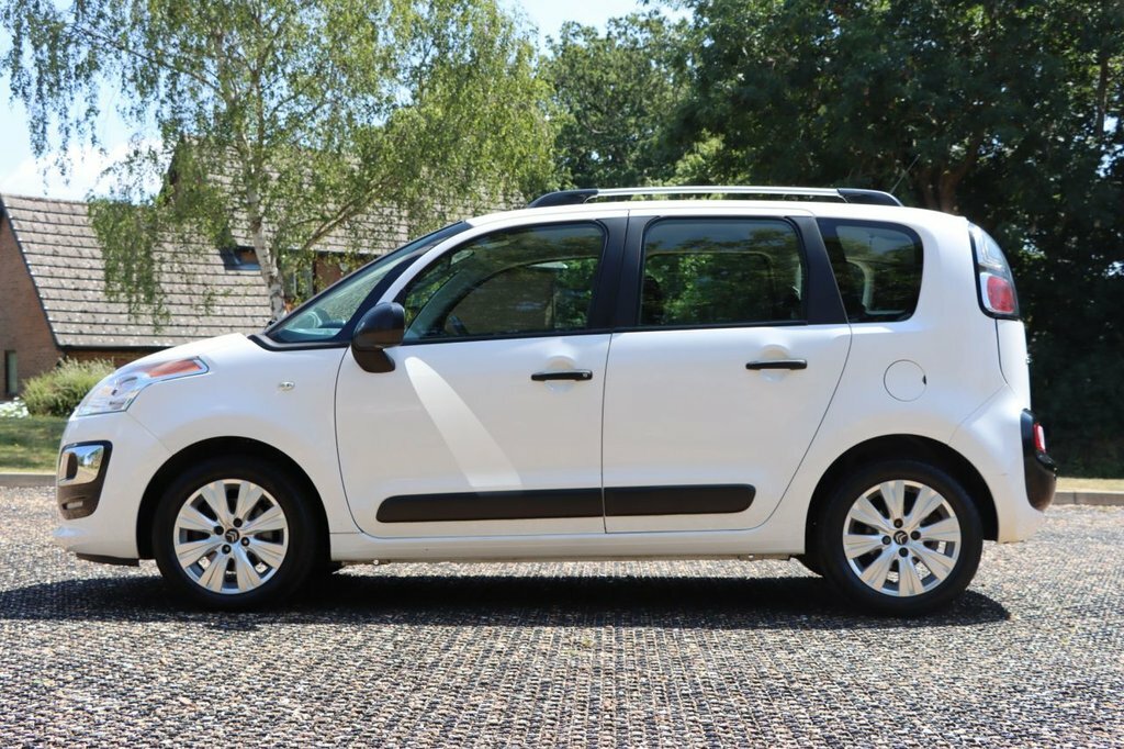 Citroen C3 Picasso 1.2L Edition White #6