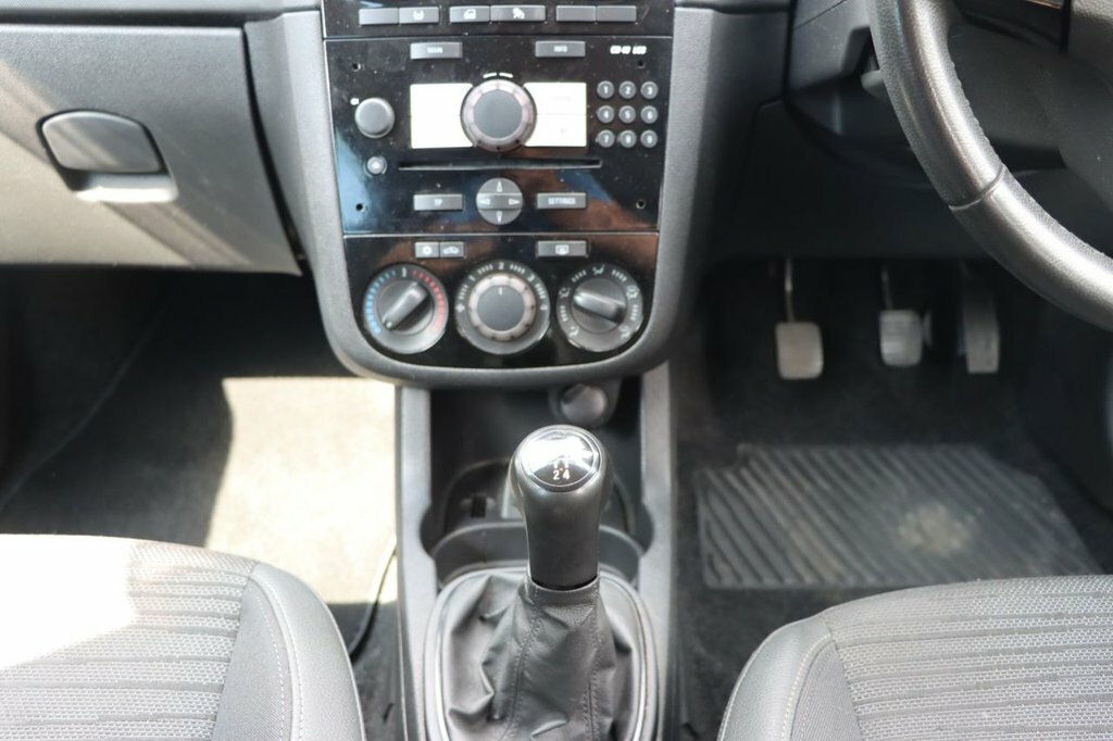 Vauxhall Corsa 1.6 Vxr 189 Bhp 1 Owner And Fsh With Only 22,00 Blue #28