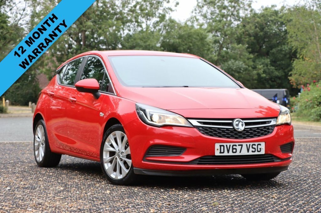 Vauxhall Astra 1.6L Design Red