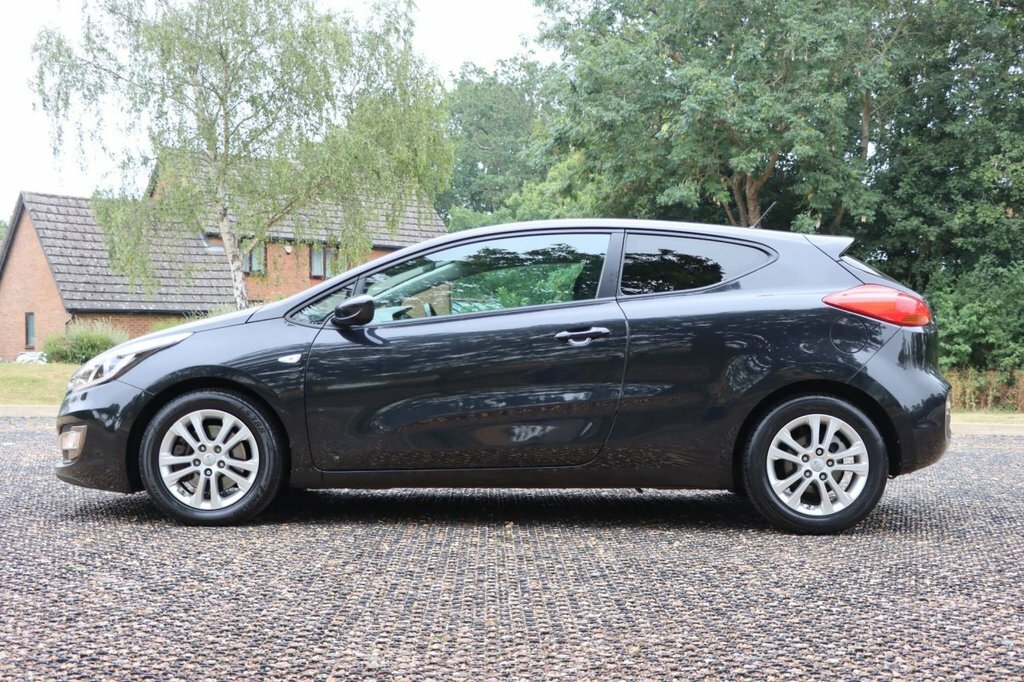 Kia Proceed 1.4L Sr7 Black #6