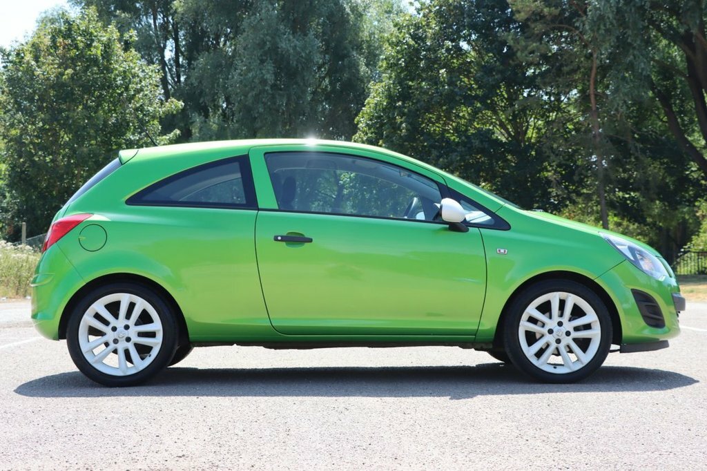 Vauxhall Corsa 1.2L Sting Green #4