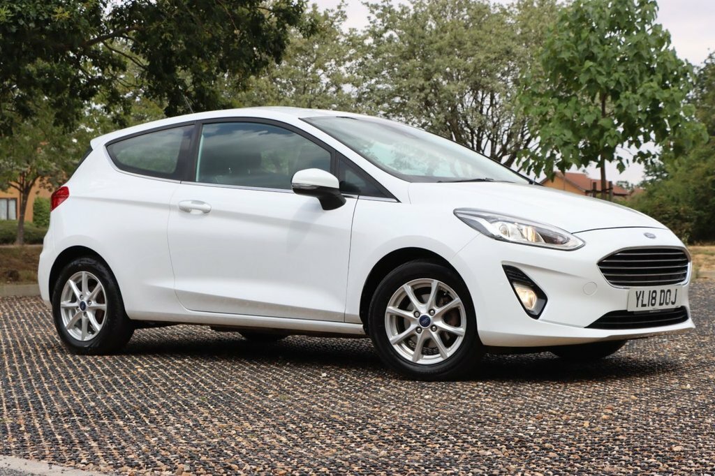Ford Fiesta 1.1L Zetec White #3