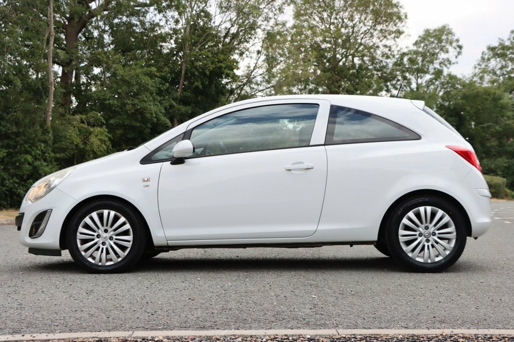 Vauxhall Corsa 1.2L Excite White #6