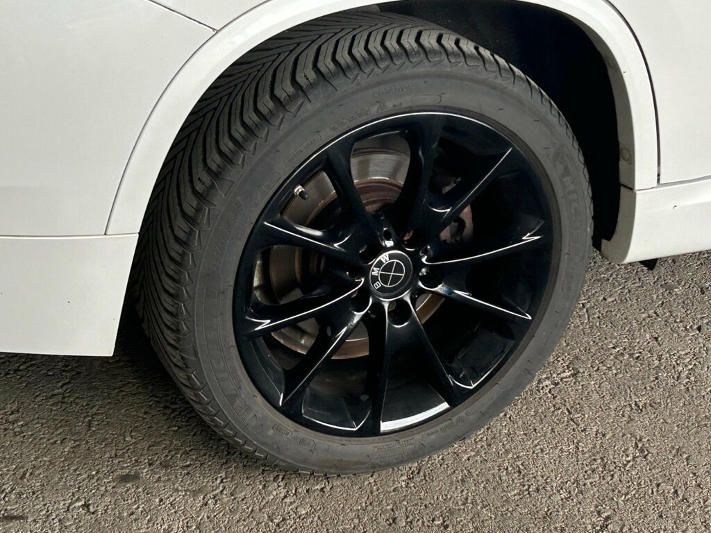 BMW X1 Efficientdynamics Black #54
