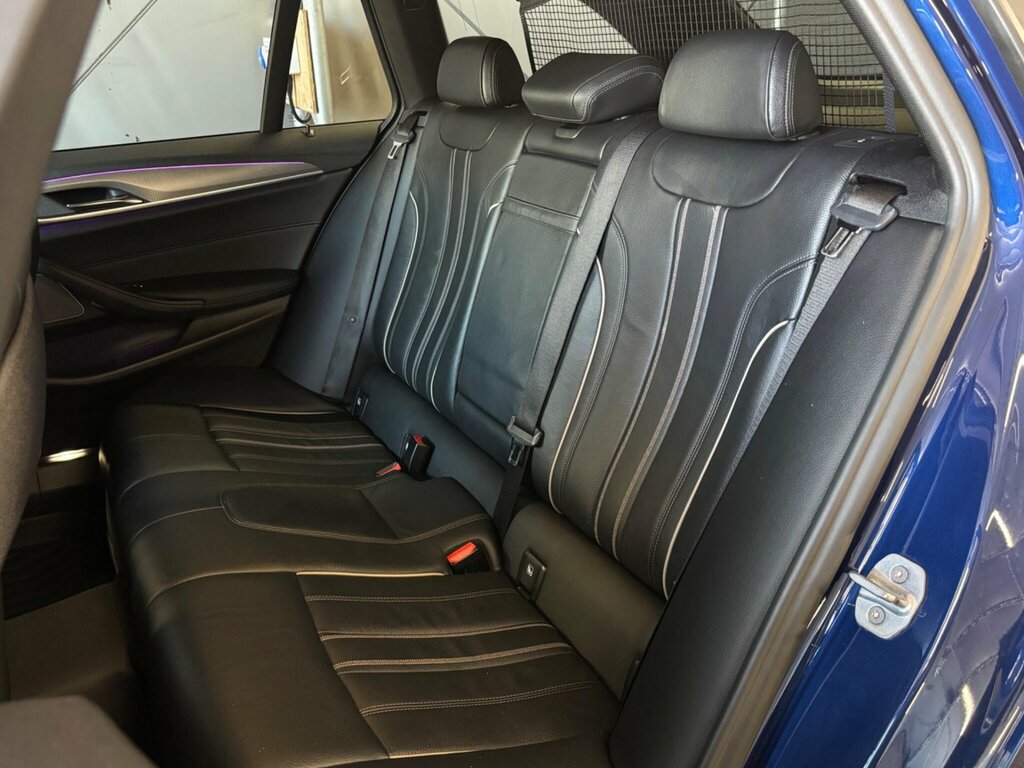 BMW 5 Series  Black #22