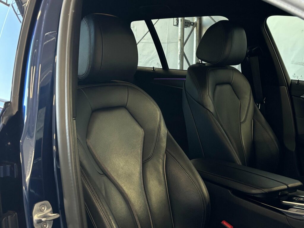 BMW 5 Series  Black #19