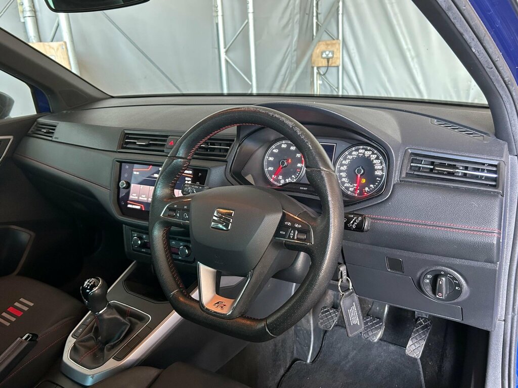 Seat Arona 1.0 Tsi 115Ps Se Technology Dsg Suv Red #10