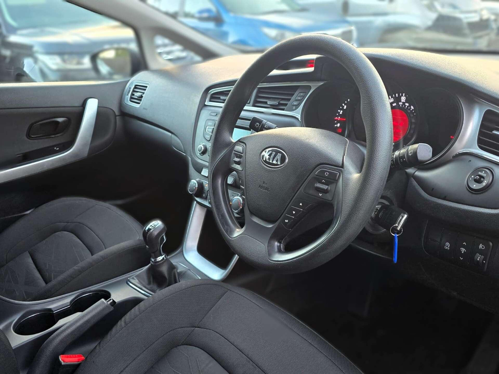 Kia Ceed 1.6 1 Isg Crdi MK67EBC #3