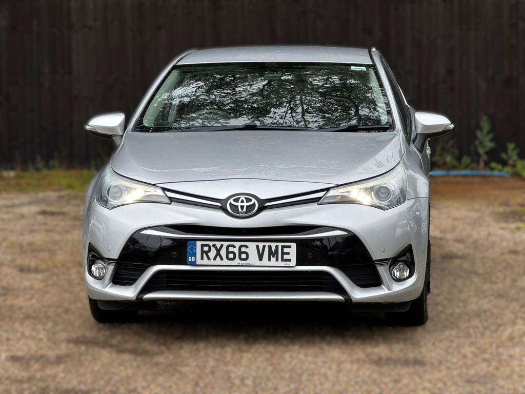 Toyota Avensis 2.0 D-4d Business Edition Euro 6 Ss  #2