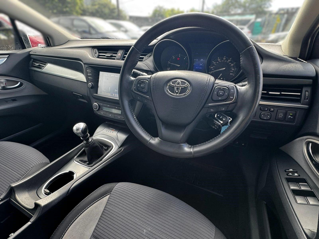 Toyota Avensis 2.0 D-4d Business Edition Euro 6 Ss  #3