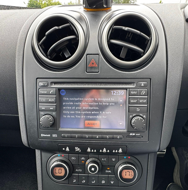 Nissan Qashqai+2 Qashqai N-tec 2 4Wd Cvt Silver #42