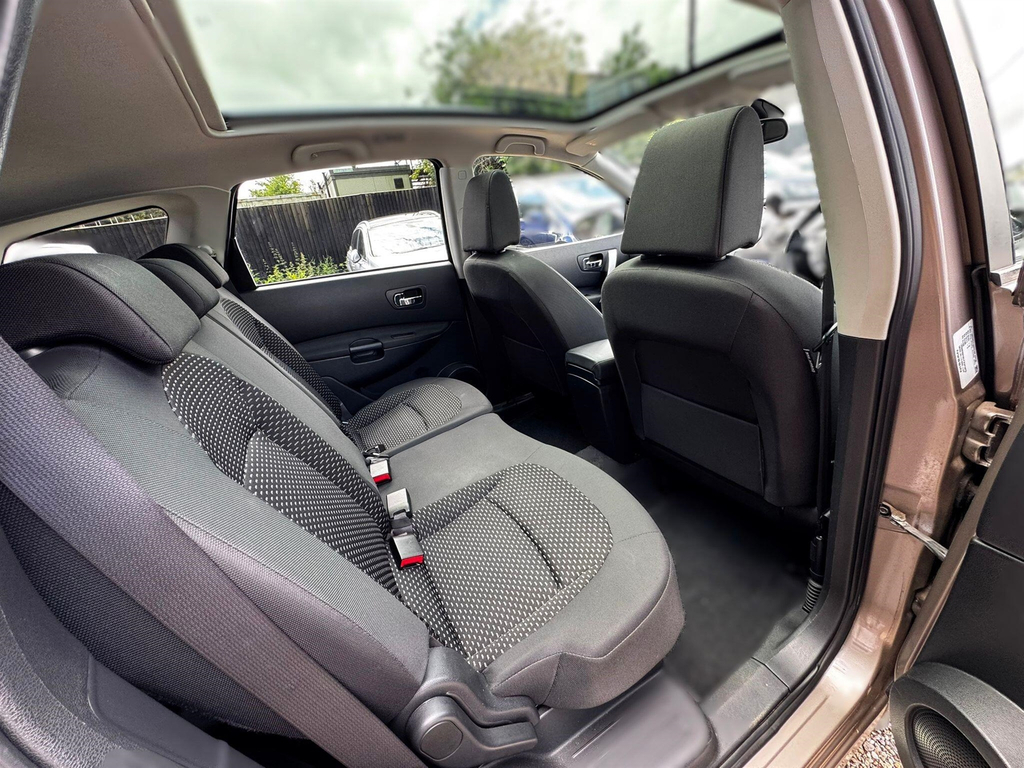 Nissan Qashqai+2 Qashqai N-tec 2 4Wd Cvt Silver #30
