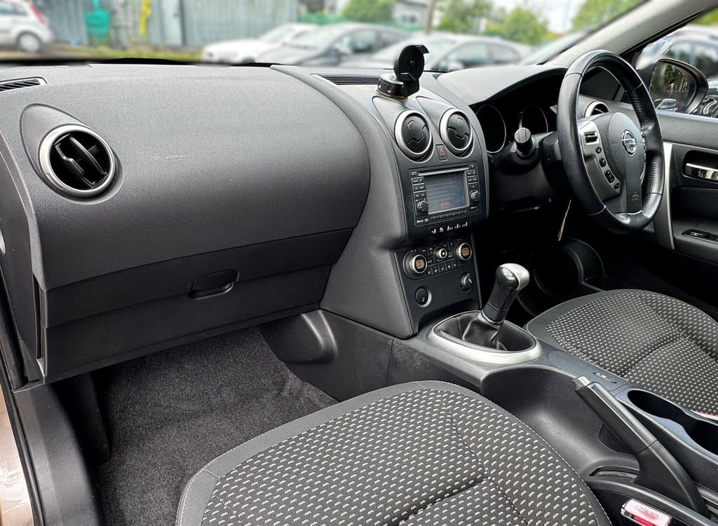 Nissan Qashqai+2 Qashqai N-tec 2 4Wd Cvt Silver #25