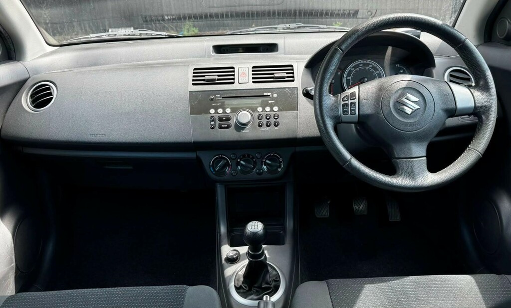 Suzuki Swift Hatchback Red #25