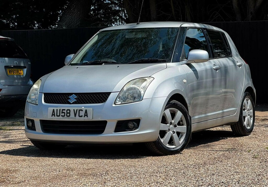 Suzuki Swift Hatchback Red #14