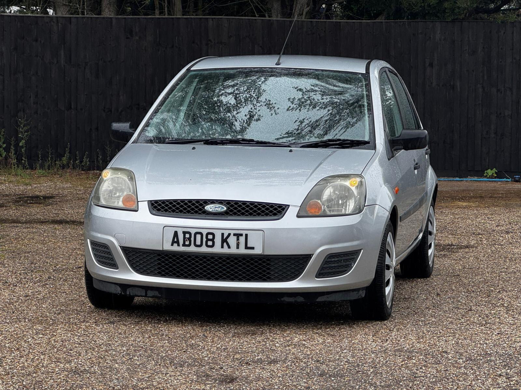 Ford Fiesta 1.4 Tdci Zetec Silver Hatch, 35 Tax, 62 Mpg Silver #2