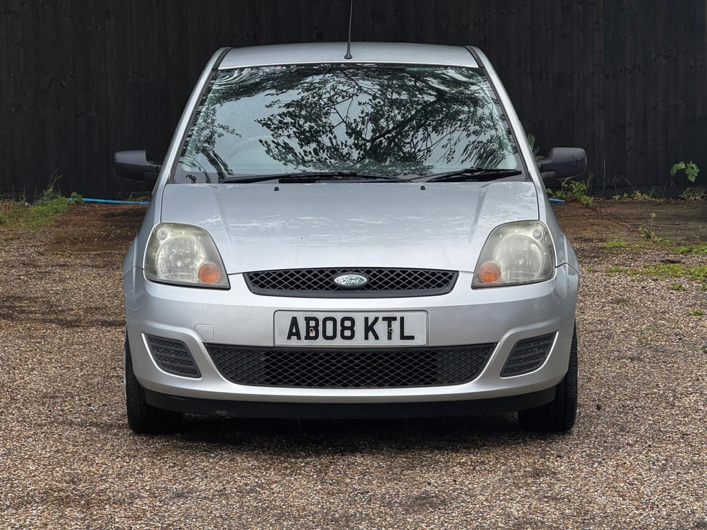 Ford Fiesta 1.4 Tdci Zetec Silver Hatch, 35 Tax, 62 Mpg Silver #9