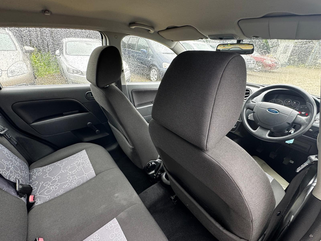 Ford Fiesta 1.4 Tdci Zetec Silver Hatch, 35 Tax, 62 Mpg Silver #38
