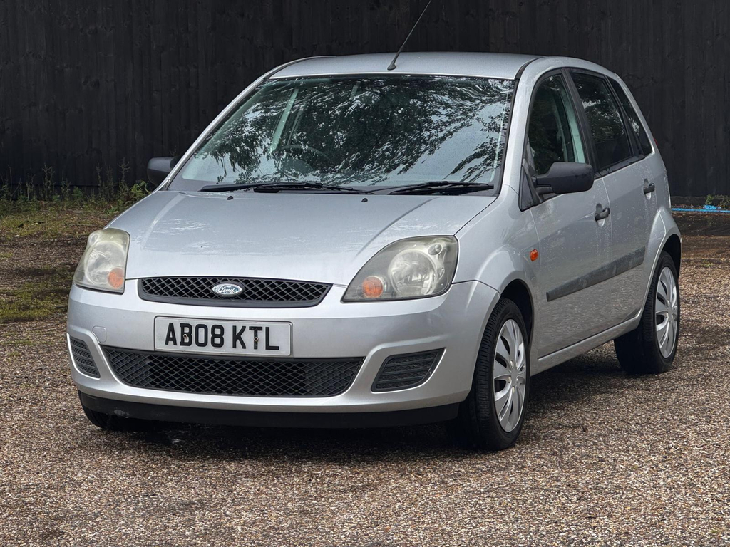 Ford Fiesta 1.4 Tdci Zetec Silver Hatch, 35 Tax, 62 Mpg Silver #7