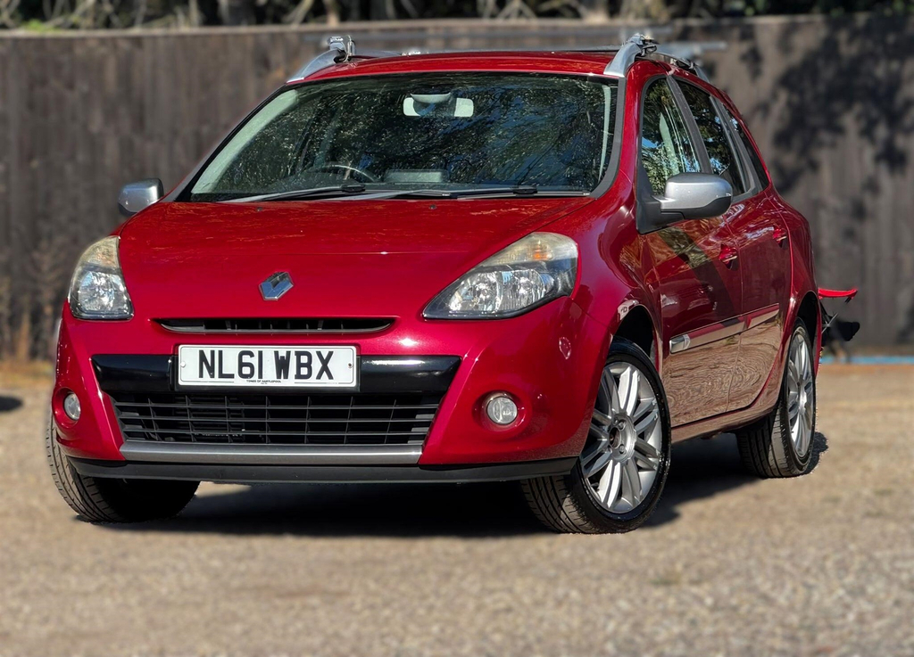 Renault Clio Hatchback Black #1