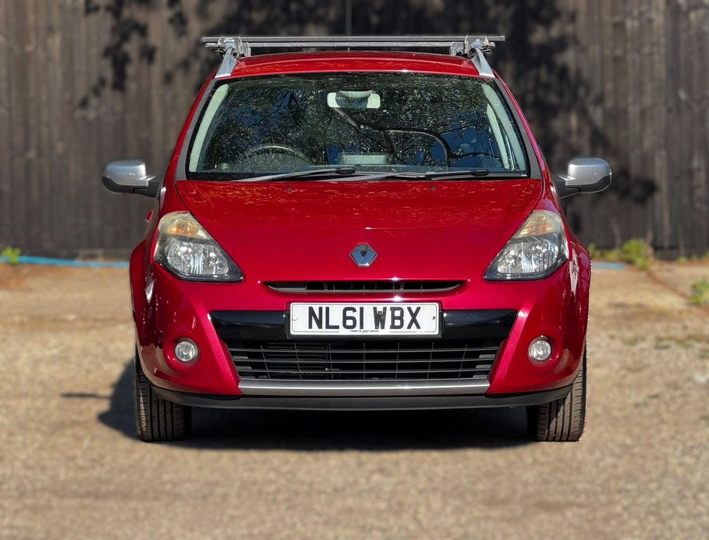 Renault Clio Hatchback Black #2