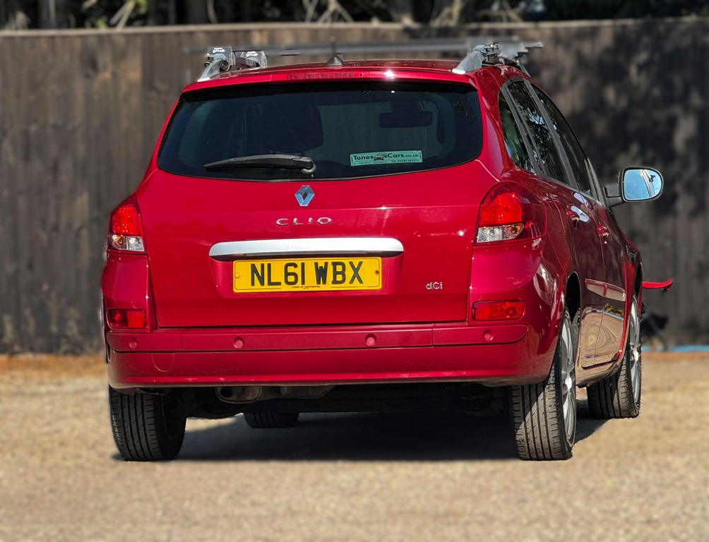 Renault Clio Hatchback Black #15