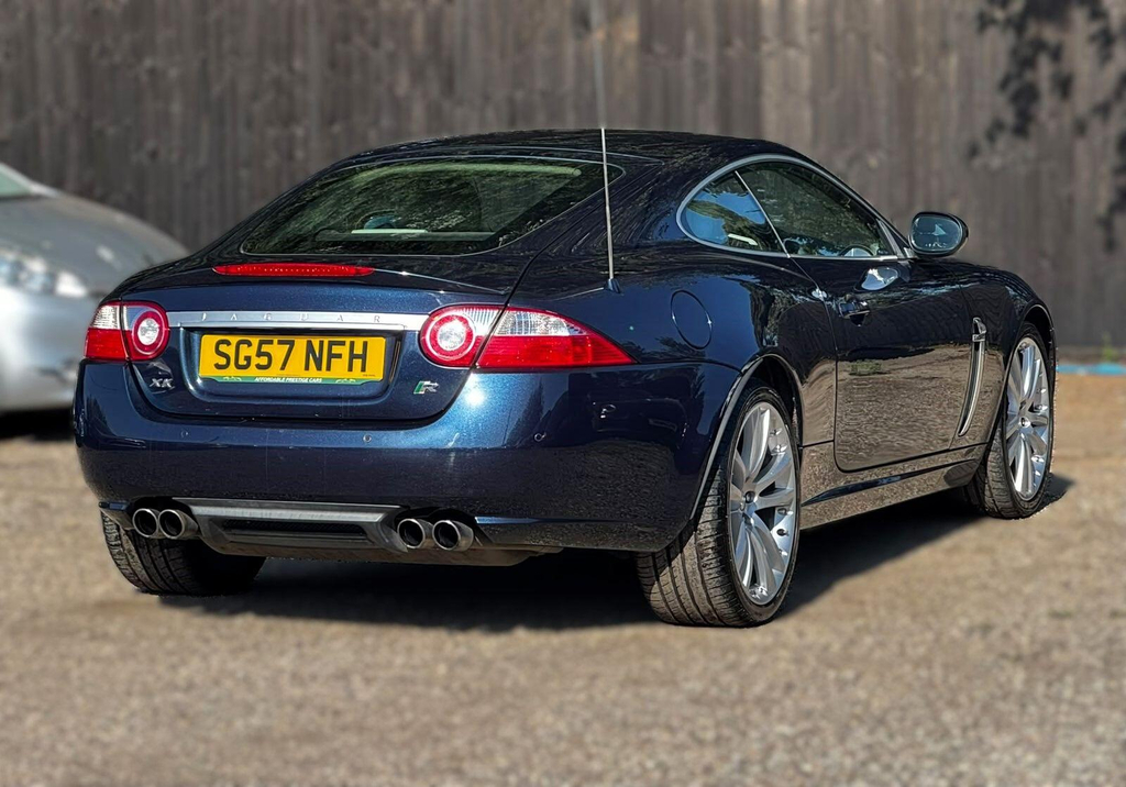 Jaguar XKR Stunning Cherished Example Grey #40