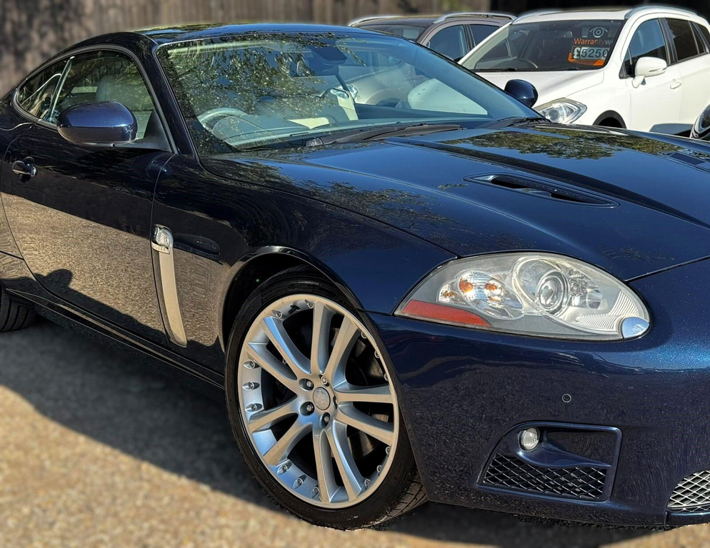 Jaguar XKR Stunning Cherished Example Grey #11