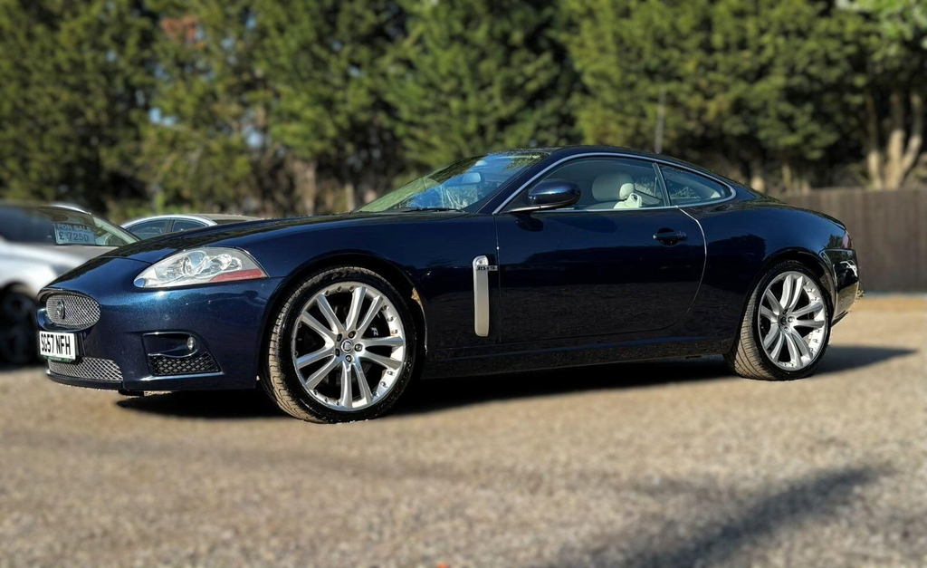 Jaguar XKR Stunning Cherished Example Grey #33