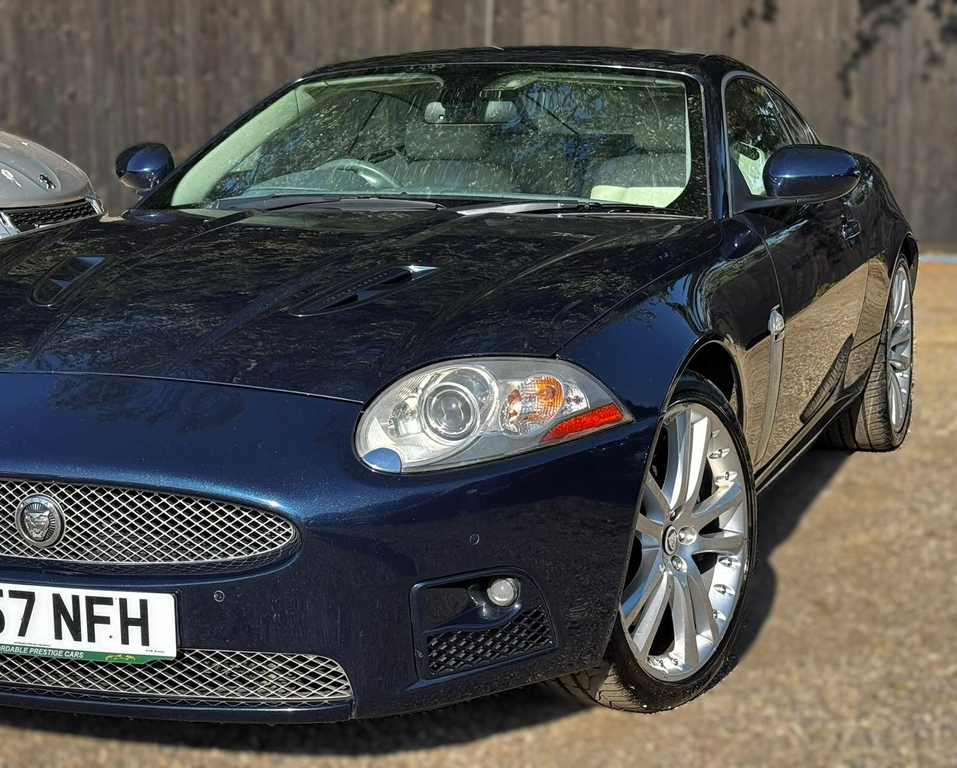 Jaguar XKR Stunning Cherished Example Grey #25