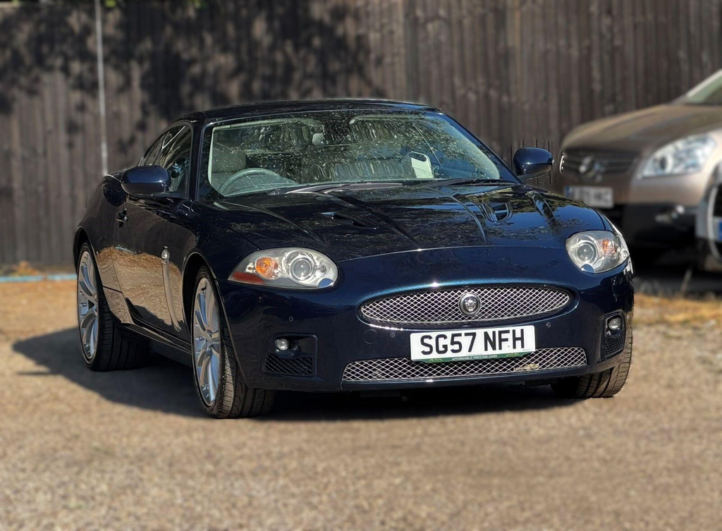 Jaguar XKR Stunning Cherished Example Grey #7